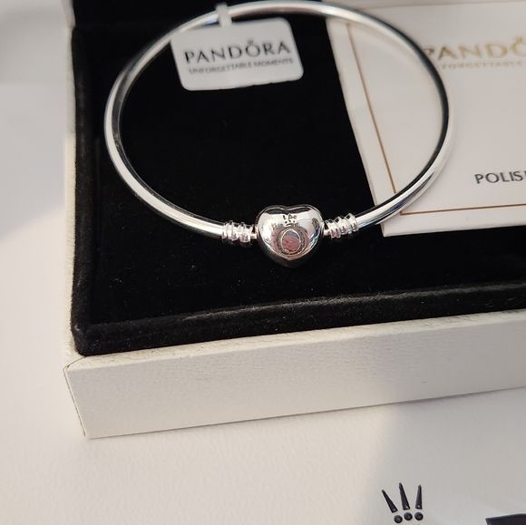 New Pandora Moments Heart Claps Bangle Bracelet for women's size 7.1 inches - Picture 6 of 8